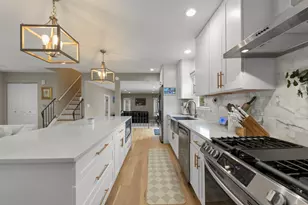 1901 Clydesdale Dr, Wheaton, IL 60189 - Photo 13