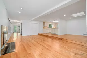 20 W Old Elm Rd, Lake Forest, IL 60045 - Photo 5