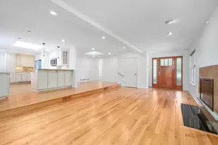 20 W Old Elm Rd, Lake Forest, IL 60045 - Photo 7
