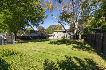 131 Locust Street, Oswego, IL 60543 - Photo 23