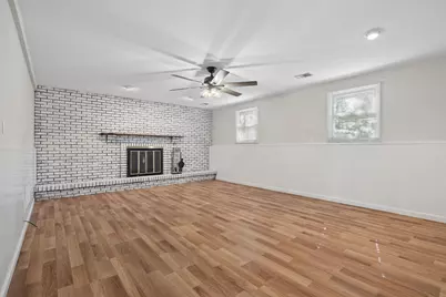 131 Locust Street, Oswego, IL 60543 - Photo 15