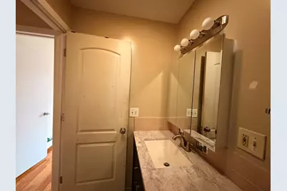 1615 Howard Street #201, Evanston, IL 60202 - Photo 11