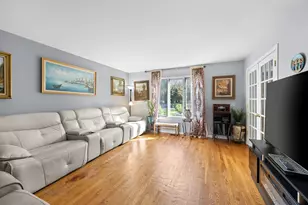 958 Fremont St, Bartlett, IL 60103 - Photo 11