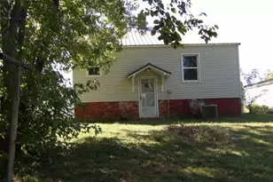 108 W State St, Harrisburg, IL 62946 - Photo 5