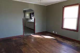 108 W State St, Harrisburg, IL 62946 - Photo 7
