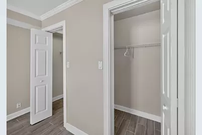 2710 W Lunt Avenue #107, Chicago, IL 60645 - Photo 19