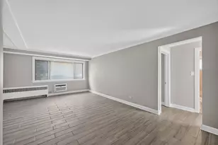 2710 W Lunt Ave, Chicago, IL 60645 - Photo 3