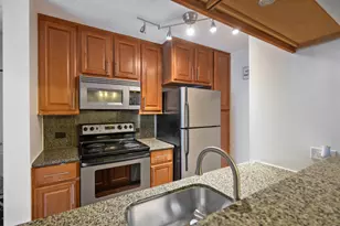 75 Kristin Circle, Schaumburg, IL 60195 - Photo 9