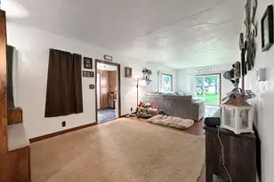 2622 S Bolton Rd, Freeport, IL 61032 - Photo 9