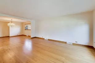 8329 W Sunnyside Ave, Norridge, IL 60706 - Photo 5