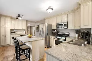 3820 Saratoga Ave, Downers Grove, IL 60515 - Photo 9