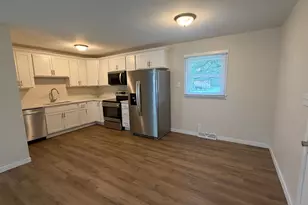 103 Gary St, Rochelle, IL 61068 - Photo 3