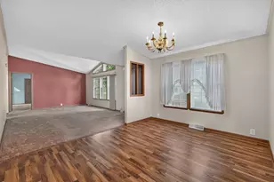 5357 Cypress Ln, Machesney Park, IL 61115 - Photo 9