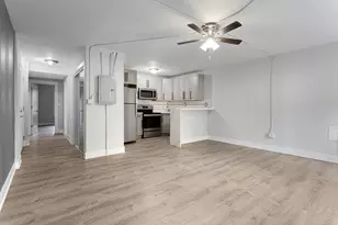 1301 W Estes Ave, Chicago, IL 60626 - Photo 3