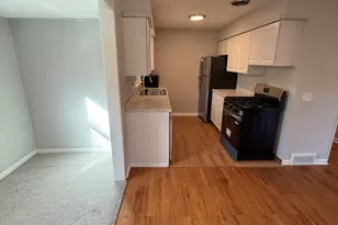 6101 Stonewall Ave, Downers Grove, IL 60516 - Photo 7