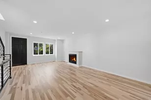 956 N St Louis Ave, Chicago, IL 60651 - Photo 7