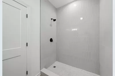 956 N Saint Louis Avenue, Chicago, IL 60651 - Photo 27