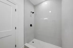 956 N St Louis Ave, Chicago, IL 60651 - Photo 27