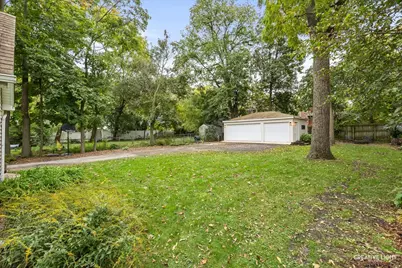 414 E Liberty Drive, Wheaton, IL 60187 - Photo 23