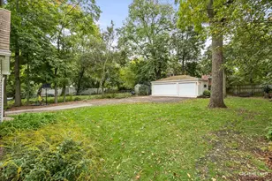 414 E Liberty Dr, Wheaton, IL 60187 - Photo 23