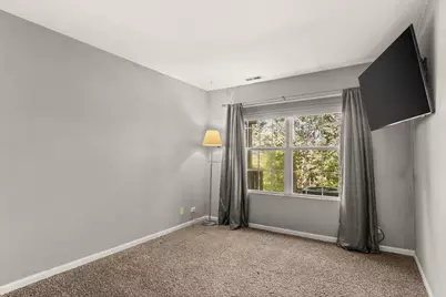 8206 Sierra Woods Court, Carpentersville, IL 60110 - Photo 27