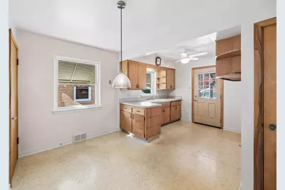 9024 W 23rd Street, North Riverside, IL 60546 - Photo 9