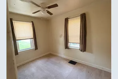 5032 Illinois Street, Loves Park, IL 61111 - Photo 7