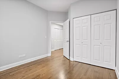 7526 N Seeley Avenue #203, Chicago, IL 60645 - Photo 9