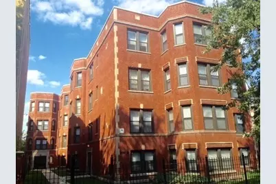 7526 N Seeley Avenue #203, Chicago, IL 60645 - Photo 1