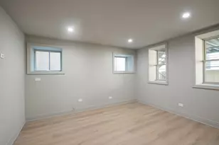2126 N Sawyer Ave, Chicago, IL 60647 - Photo 35