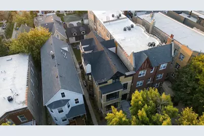 2126 N Sawyer Avenue, Chicago, IL 60647 - Photo 43