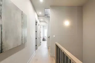 2126 N Sawyer Ave, Chicago, IL 60647 - Photo 19