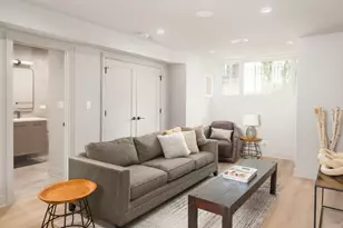 2126 N Sawyer Ave, Chicago, IL 60647 - Photo 31