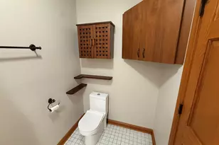 16W471 79th St, Willowbrook, IL 60527 - Photo 9