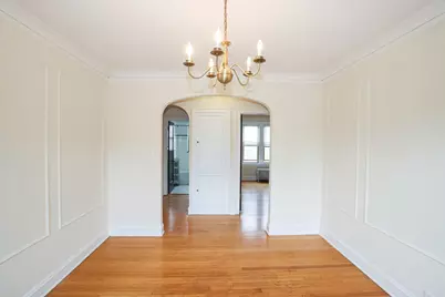 7447 N Claremont Avenue #3F, Chicago, IL 60645 - Photo 7