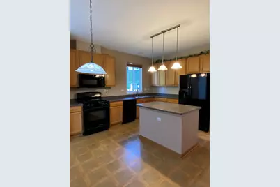 2430 Lenox Circle, Montgomery, IL 60538 - Photo 7