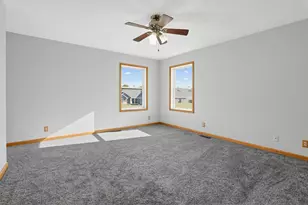 152 E 1st St, Manteno, IL 60950 - Photo 35