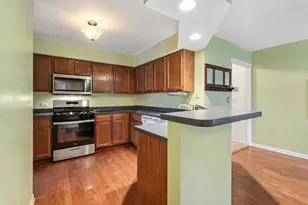 109 Lauralton St, Lake Bluff, IL 60044 - Photo 9