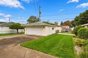 5708 S Newcastle Ave, Chicago, IL 60638 - Photo 25