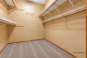 822 Brian Ct, Gurnee, IL 60031 - Photo 13