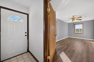 16108 Anderson Rd, Pecatonica, IL 61063 - Photo 7