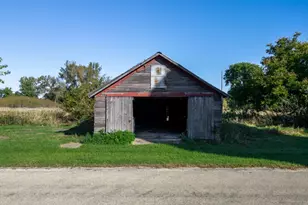 16108 Anderson Rd, Pecatonica, IL 61063 - Photo 45