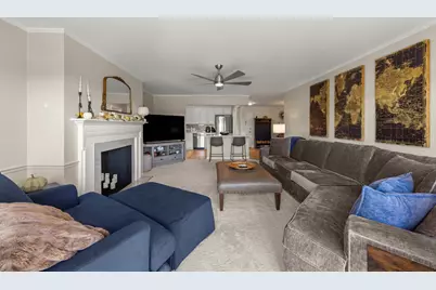 515 N Main Street #4AS, Glen Ellyn, IL 60137 - Photo 9