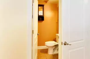 1600 W Greenleaf Ave, Chicago, IL 60626 - Photo 21