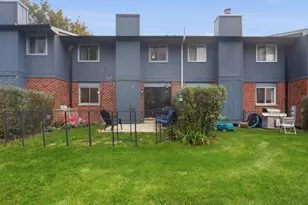 1251 Croydon Ct, Wheaton, IL 60189 - Photo 13