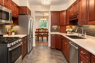 1251 Croydon Ct, Wheaton, IL 60189 - Photo 3