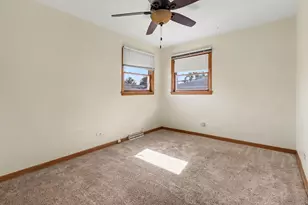 504 E Butterfield Rd, Elmhurst, IL 60126 - Photo 9