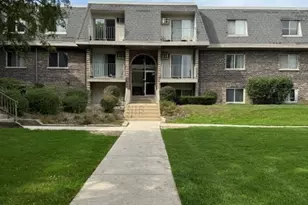 838 Jonathon Ct, Prospect Heights, IL 60070 - Photo 1