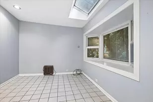 2509 Thayer St, Evanston, IL 60201 - Photo 13