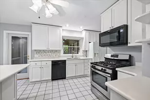 2509 Thayer St, Evanston, IL 60201 - Photo 9